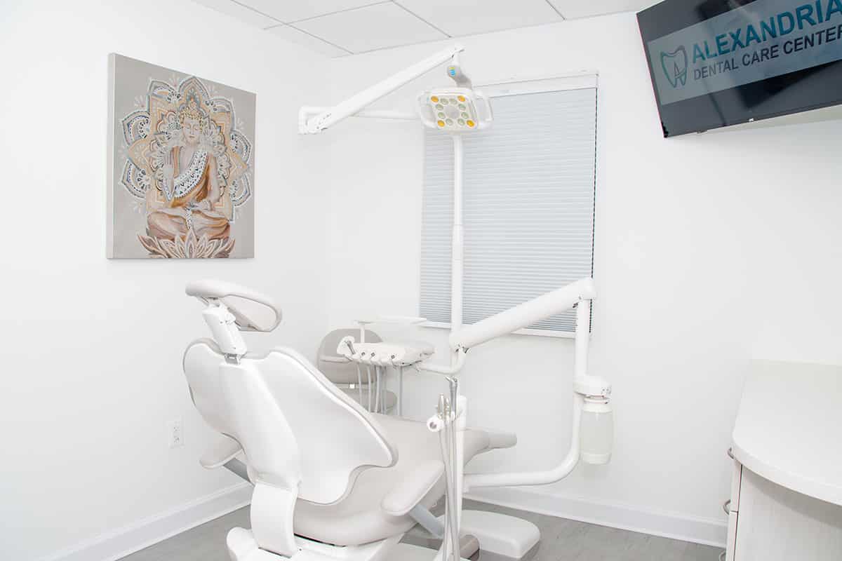 dental chair at alexandria dental care center